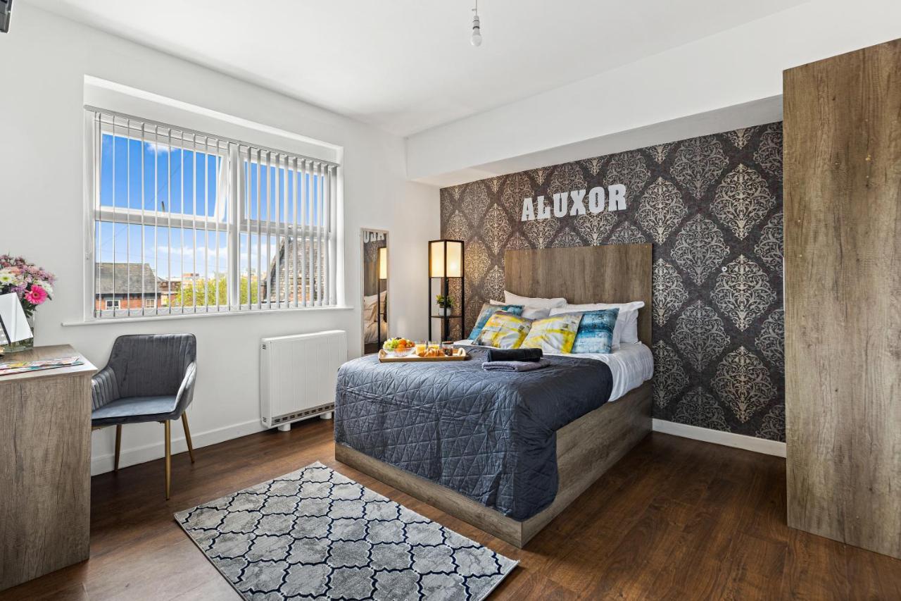 לייסטר The Nines Aparthotel By Aluxor מראה חיצוני תמונה