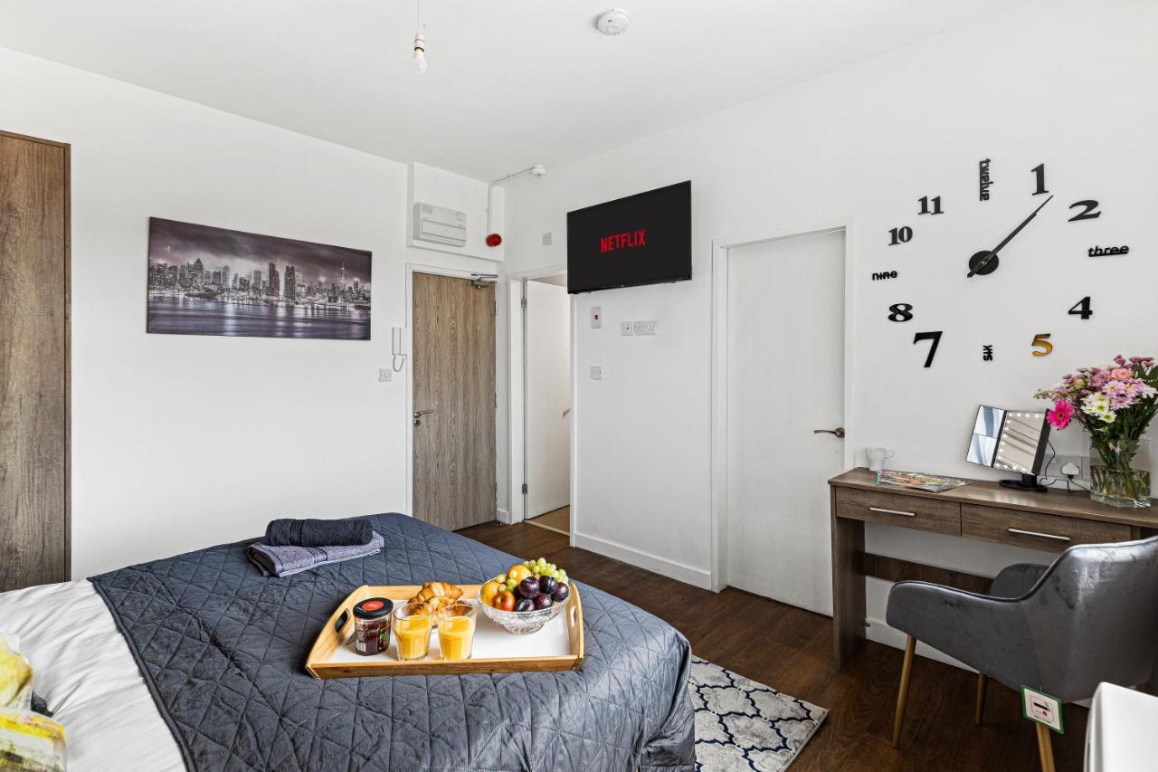 לייסטר The Nines Aparthotel By Aluxor מראה חיצוני תמונה